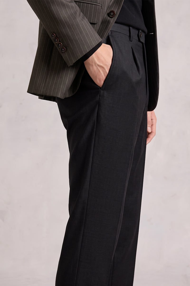 Traje de lana fina australiana marrón