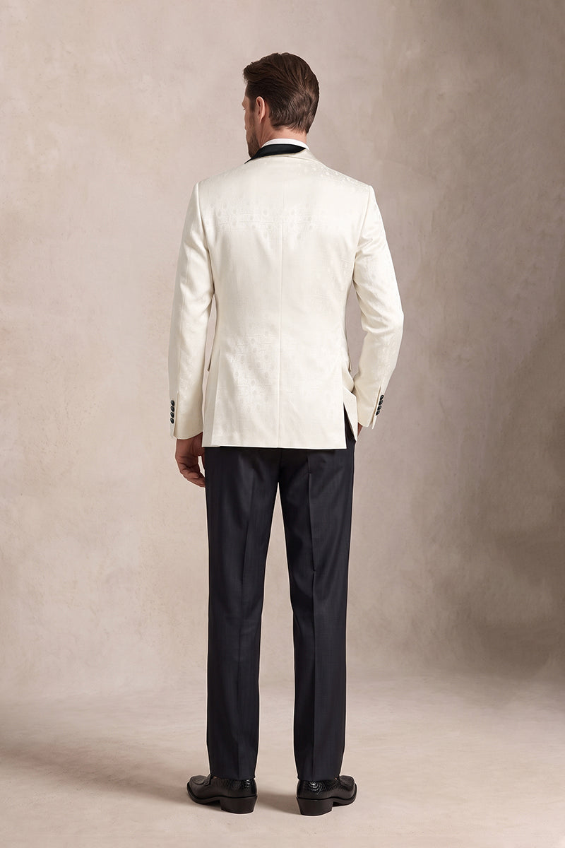 White 82% Jacquard Suits